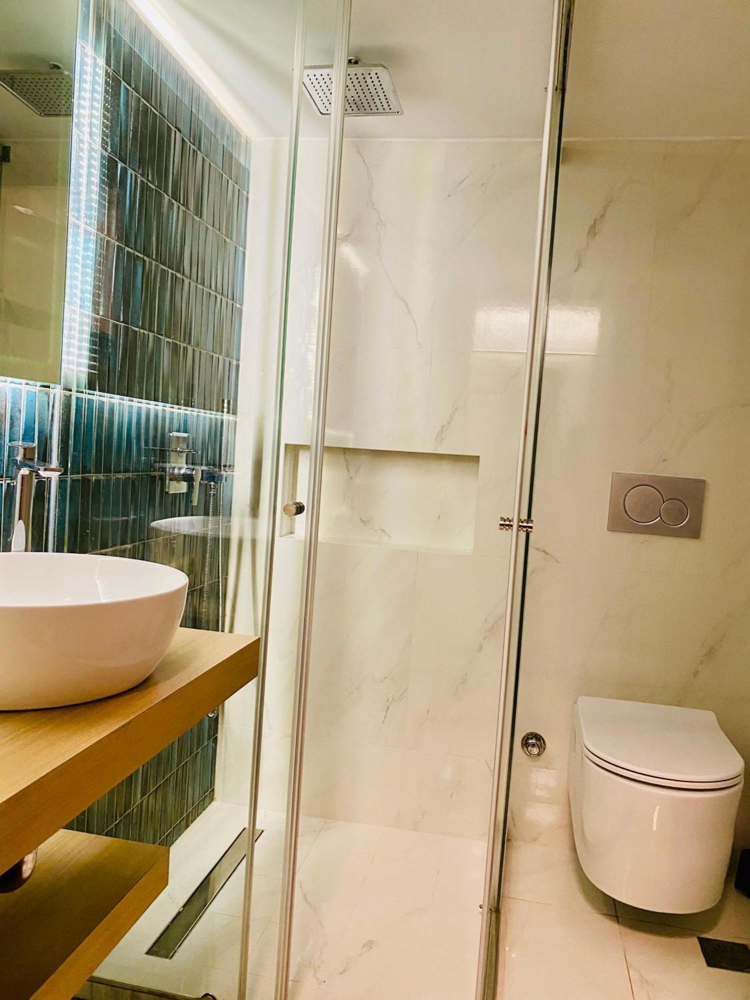 Antinoros Inn, Stylish Apartment,3' To Metro Atenas Exterior foto