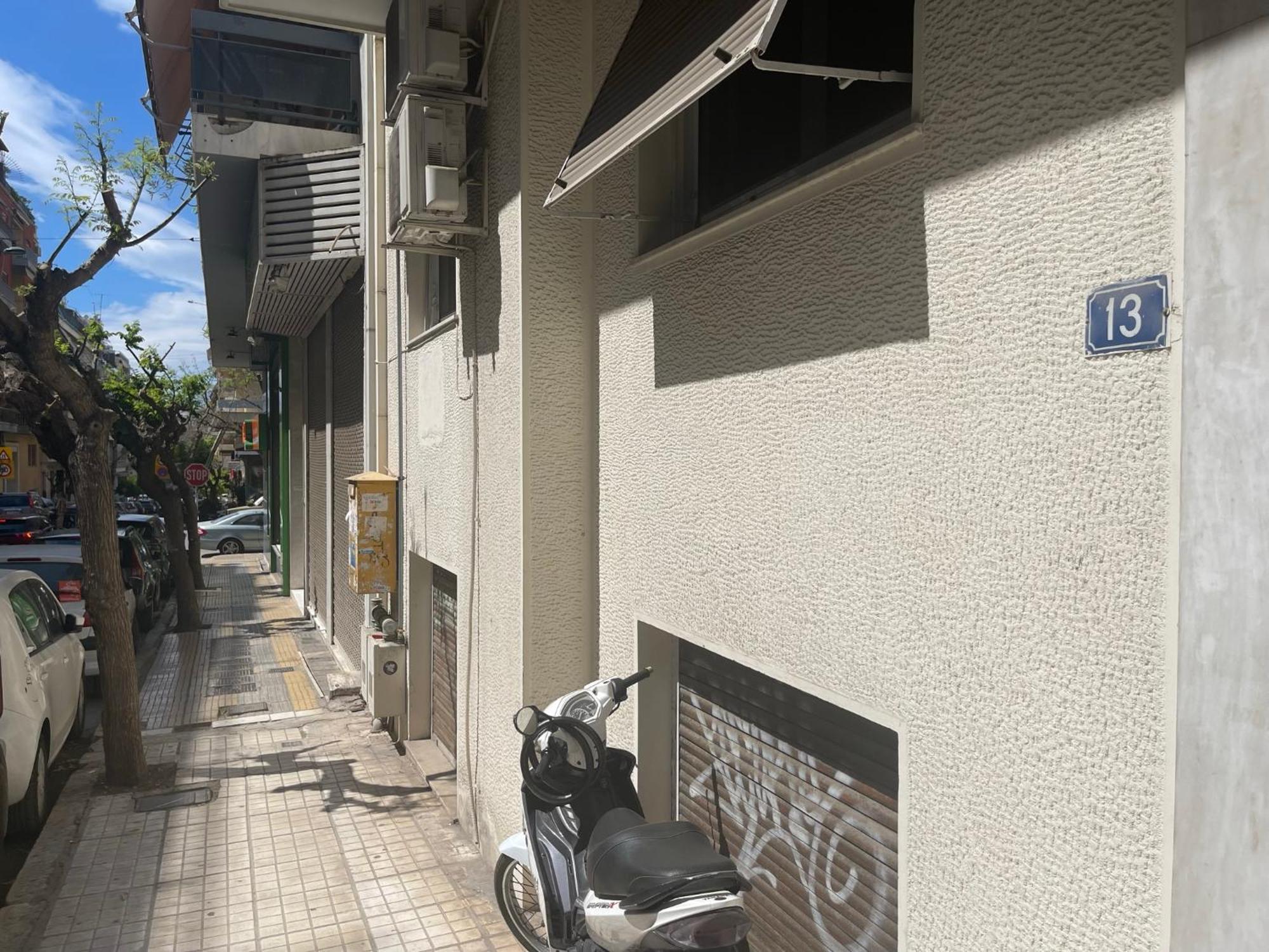 Antinoros Inn, Stylish Apartment,3' To Metro Atenas Exterior foto