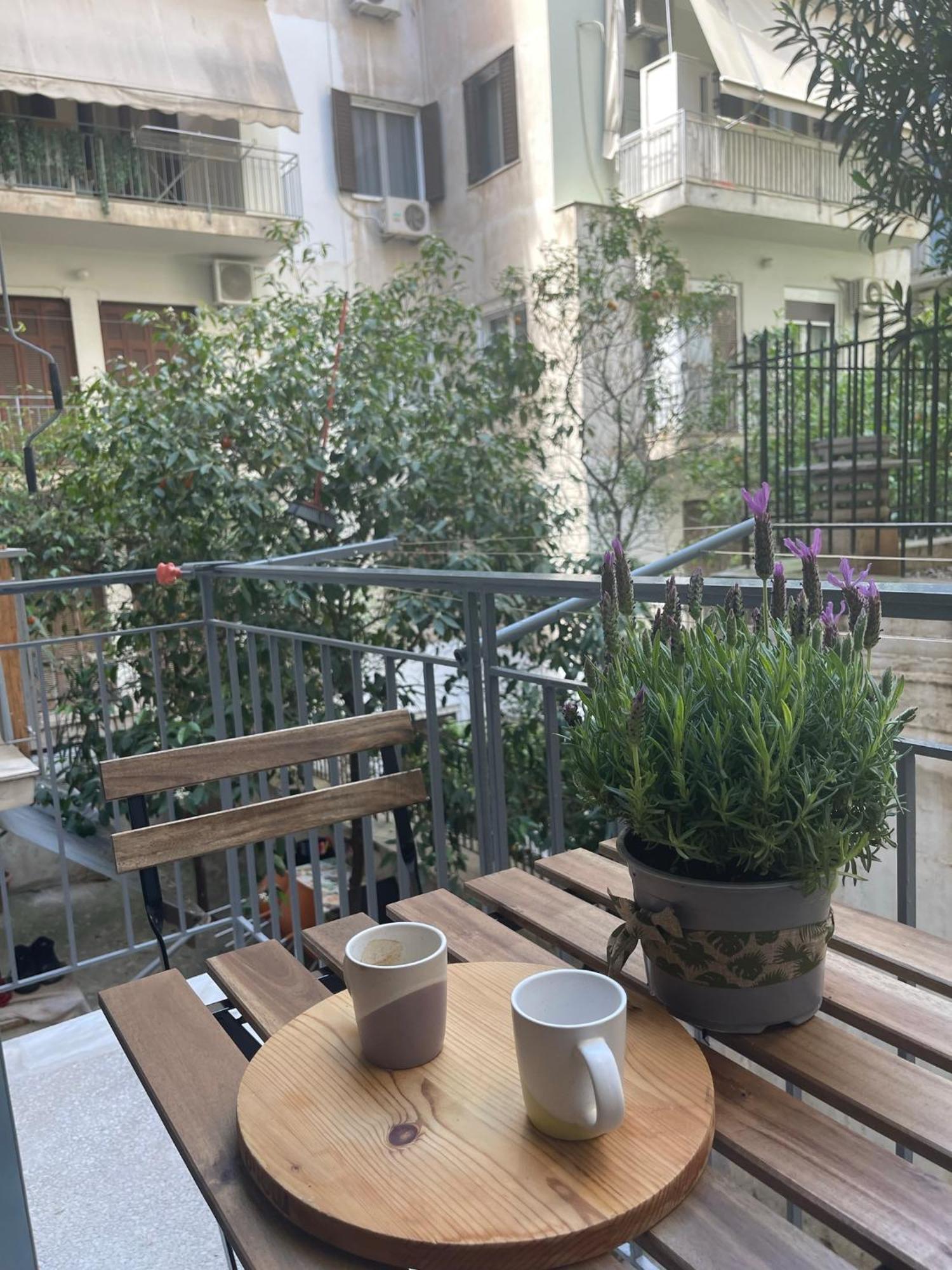 Antinoros Inn, Stylish Apartment,3' To Metro Atenas Exterior foto